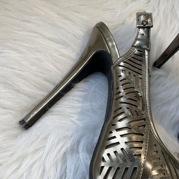 BCBGENERATION  PANTHERR STILLETO HEELS - Picture 4 of 16